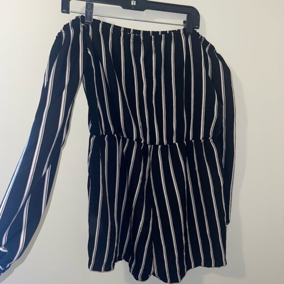 Missguided Pants - Missguided Striped Off-Shoulder Long Sleeve Romper – Black & White